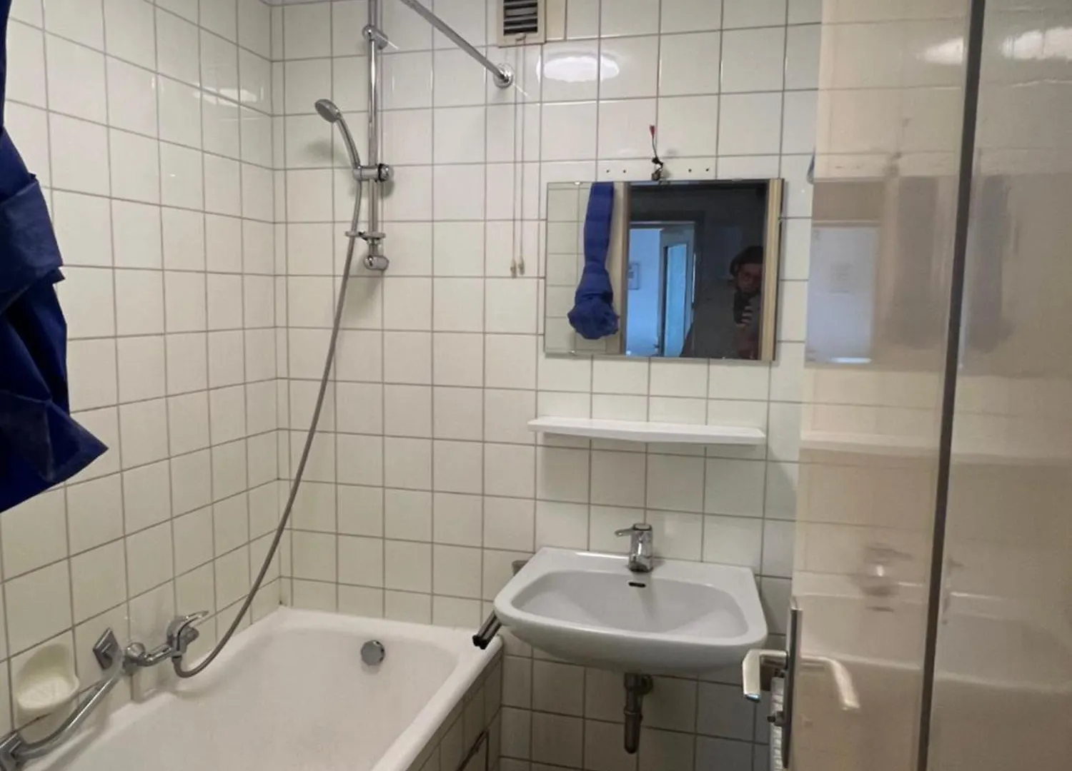 Monteurzimmer Basic Zentrale Unterkunft Mit Gemeinschaftsbaedern 肯普滕 德国