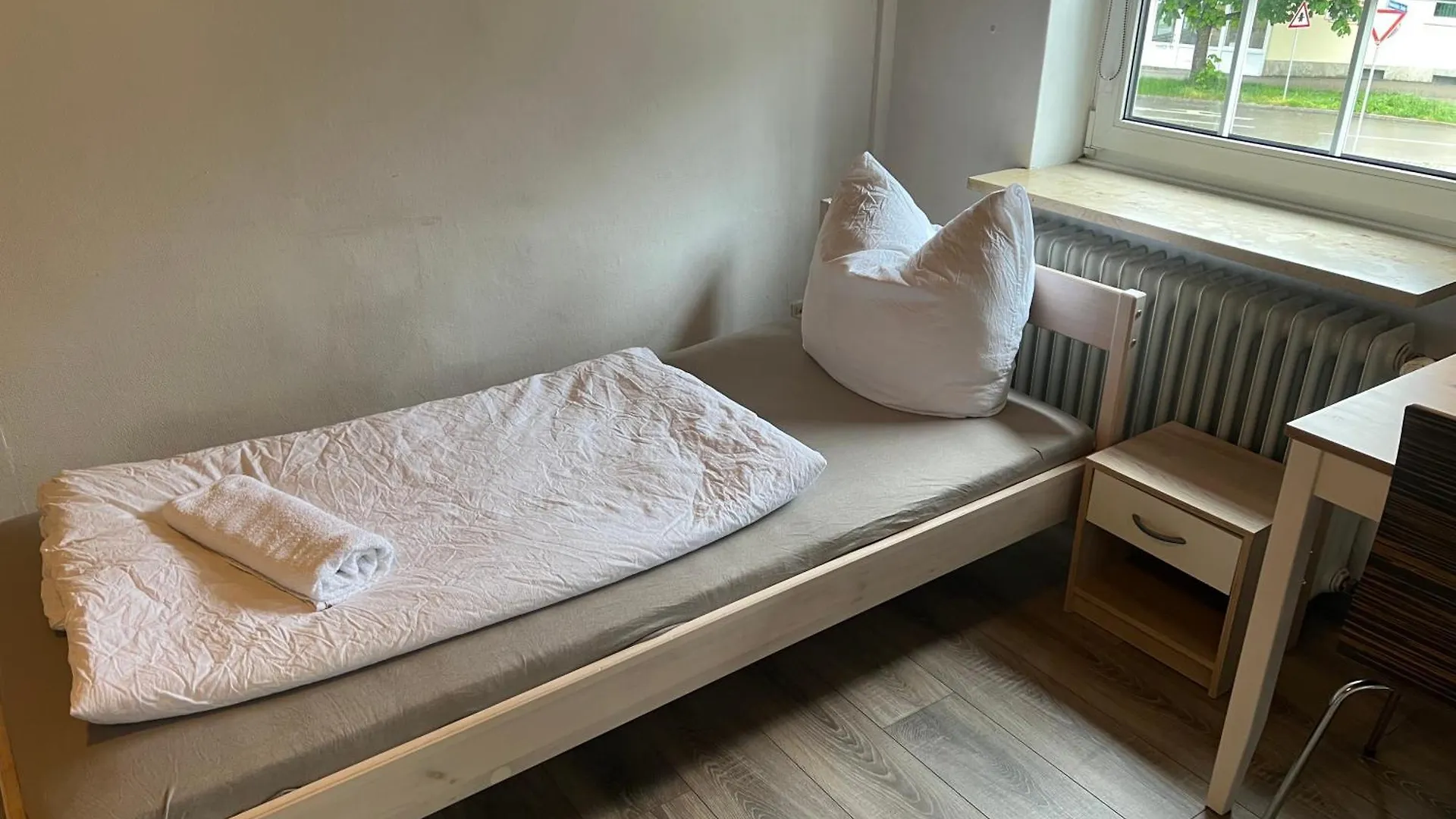 Homestay Monteurzimmer Basic Zentrale Unterkunft Mit Gemeinschaftsbaedern Kempten