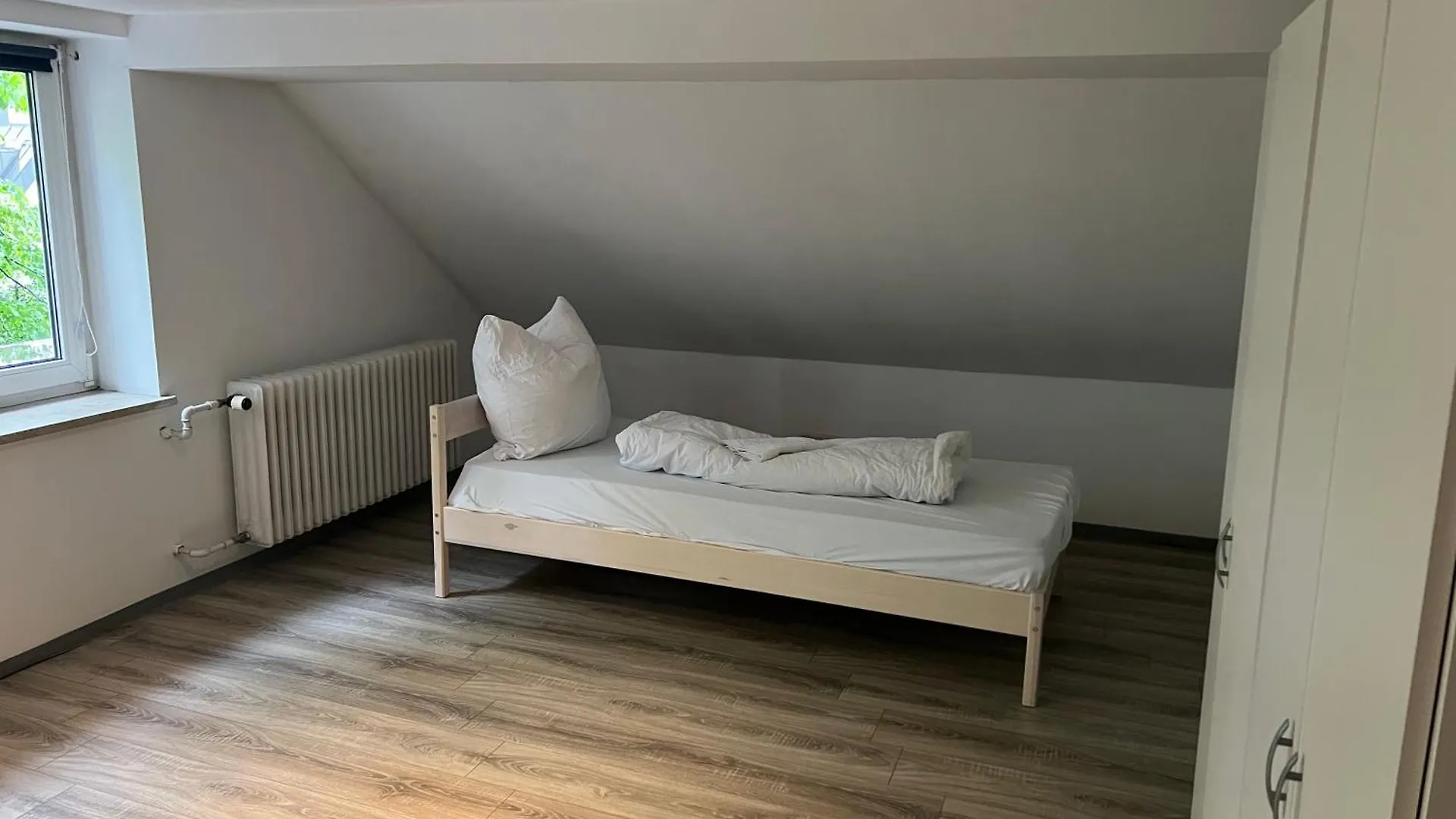 Monteurzimmer Basic Zentrale Unterkunft Mit Gemeinschaftsbaedern Kempten 0*,